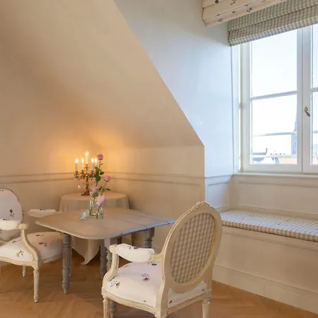 Mirabel Guest house 4*